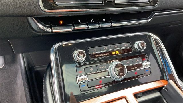 2018 LINCOLN NAVIGATOR SELECT 5LMJJ2JT0JEL07560