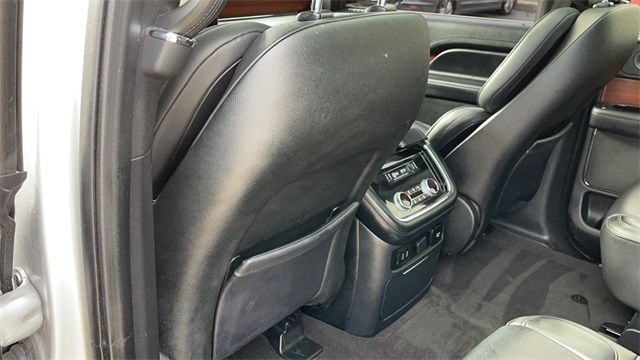 2018 LINCOLN NAVIGATOR SELECT 5LMJJ2JT0JEL07560