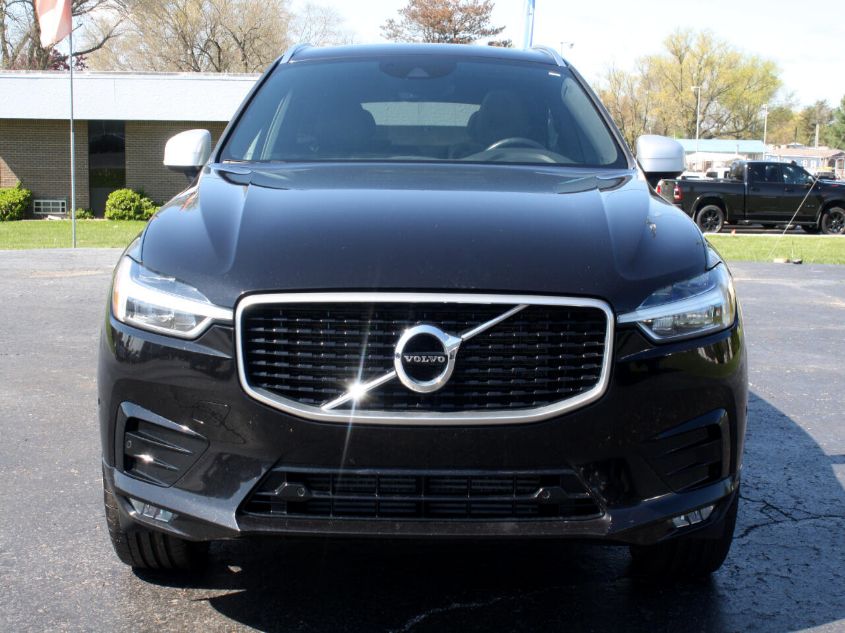 2018 VOLVO XC60 R-DESIGN YV4102RM2J1008762