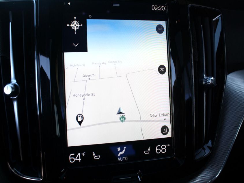 2018 VOLVO XC60 R-DESIGN YV4102RM2J1008762