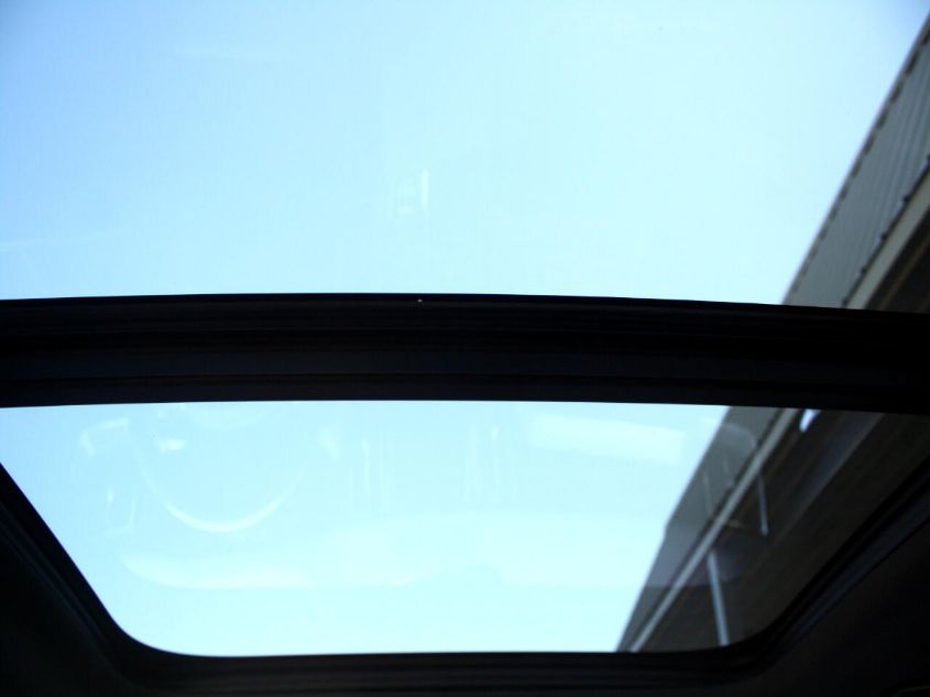 2018 VOLVO XC60 R-DESIGN YV4102RM2J1008762