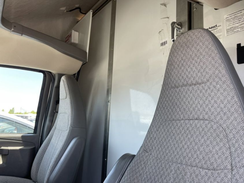 2019 GMC SAVANA COMMERCIAL CUTAWAY 7GZ37TCG9KN008416