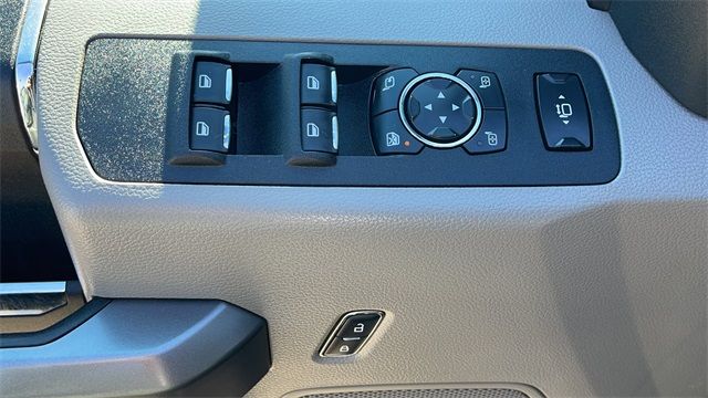 2018 FORD SUPER DUTY F-350 SRW XL/XLT/LARIAT 1FT8W3B66JEB06235