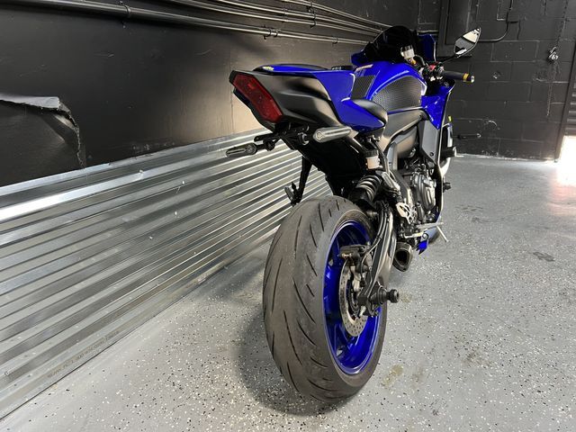 2022 YAMAHA YZFR7 JYARM38E0NA001272