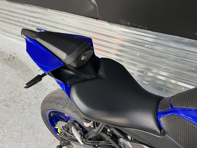 2022 YAMAHA YZFR7 JYARM38E0NA001272