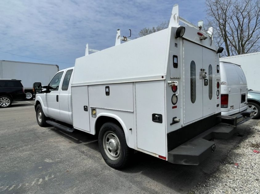 2014 FORD SUPER DUTY F-350 SRW XL/XLT/LARIAT 1FD8X3A68EEA74940