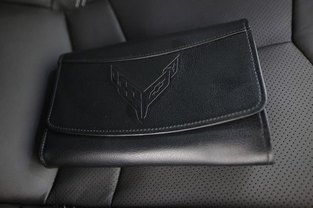 2021 CHEVROLET CORVETTE 2LT 1G1YB2D44M5113294