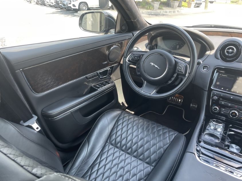 2019 JAGUAR XJ XJL PORTFOLIO SAJXJ2GDXK8W17833