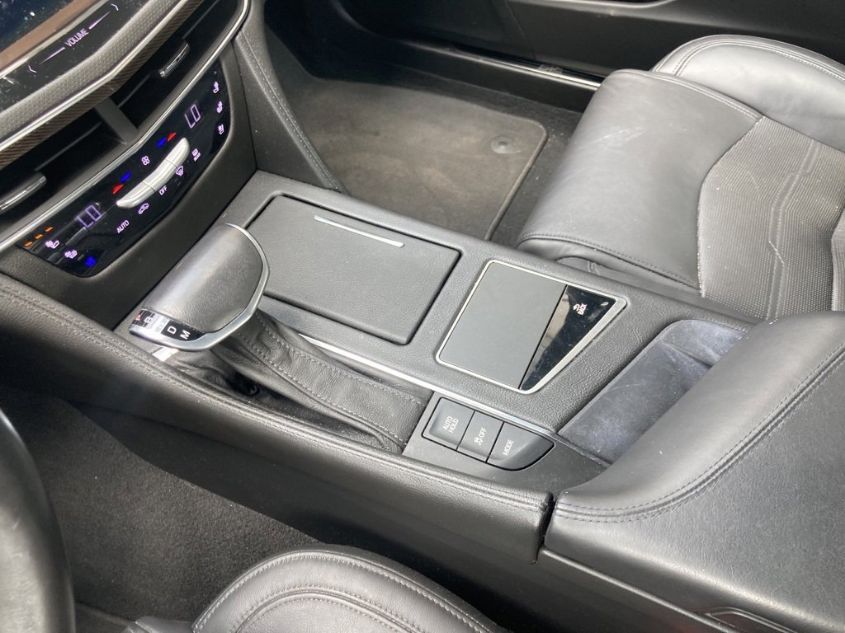 2018 CADILLAC CT6 SEDAN LUXURY AWD 1G6KD5RS8JU101928