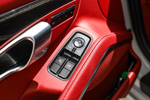 2019 PORSCHE 718 CAYMAN WP0AA2A83KS261387