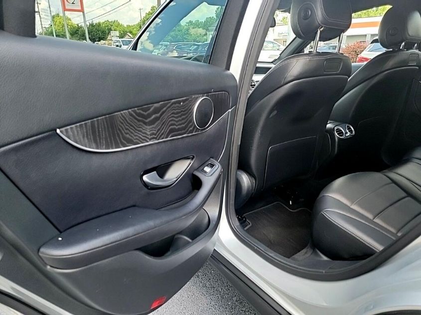 2018 MERCEDES-BENZ GLC GLC 300 WDC0G4JB1JV039584