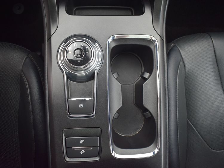 2019 FORD FUSION HYBRID TITANIUM 3FA6P0RUXKR191009