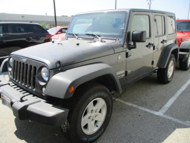 2018 JEEP WRANGLER JK UNLIMITED SPORT S 1C4BJWDG4JL886792