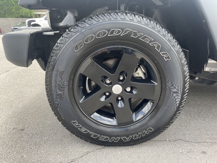 2018 JEEP WRANGLER JK UNLIMITED SPORT S 1C4BJWDG4JL810988