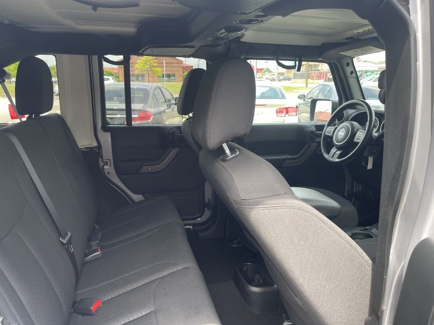 2018 JEEP WRANGLER JK UNLIMITED SPORT S 1C4BJWDG4JL810988
