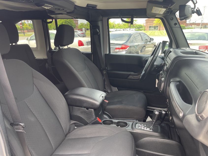 2018 JEEP WRANGLER JK UNLIMITED SPORT S 1C4BJWDG4JL810988