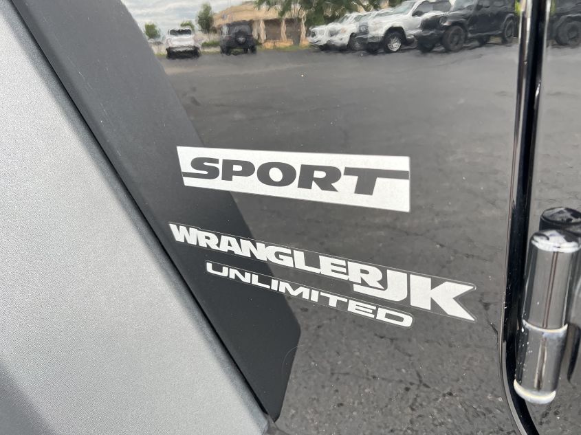 2018 JEEP WRANGLER JK UNLIMITED SPORT S 1C4BJWDG2JL874043