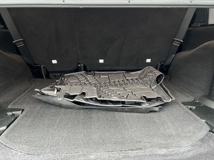2018 JEEP WRANGLER JK UNLIMITED SPORT S 1C4BJWDG2JL874043