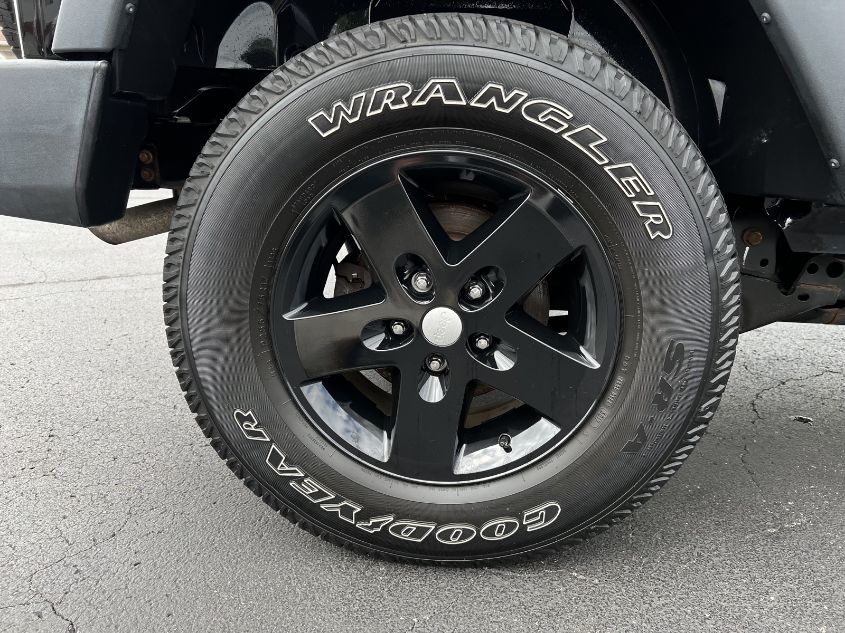 2018 JEEP WRANGLER JK UNLIMITED SPORT S 1C4BJWDG2JL874043