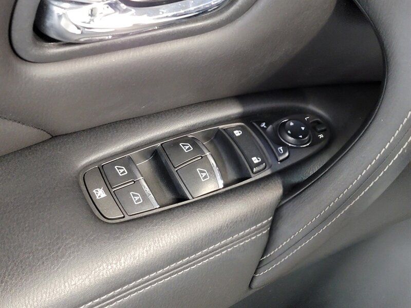 2016 INFINITI QX80 JN8AZ2NE0G9120482