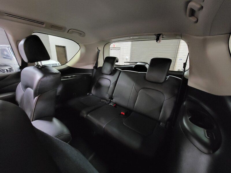 2016 INFINITI QX80 JN8AZ2NE0G9120482