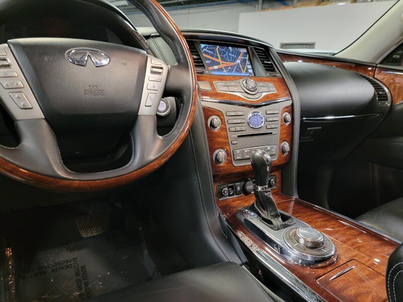 2016 INFINITI QX80 JN8AZ2NE0G9120482
