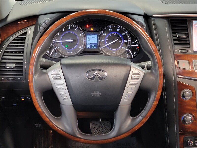 2016 INFINITI QX80 JN8AZ2NE0G9120482