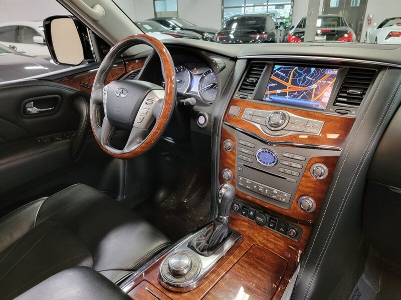 2016 INFINITI QX80 JN8AZ2NE0G9120482