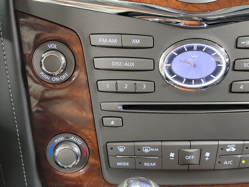 2016 INFINITI QX80 JN8AZ2NE0G9120482