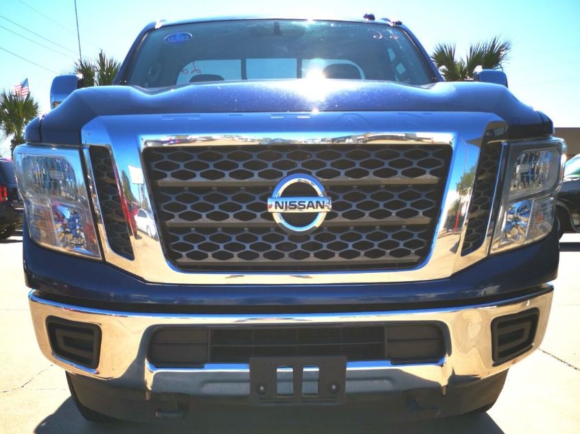 2017 NISSAN TITAN XD SV 1N6BA1R93HN524655