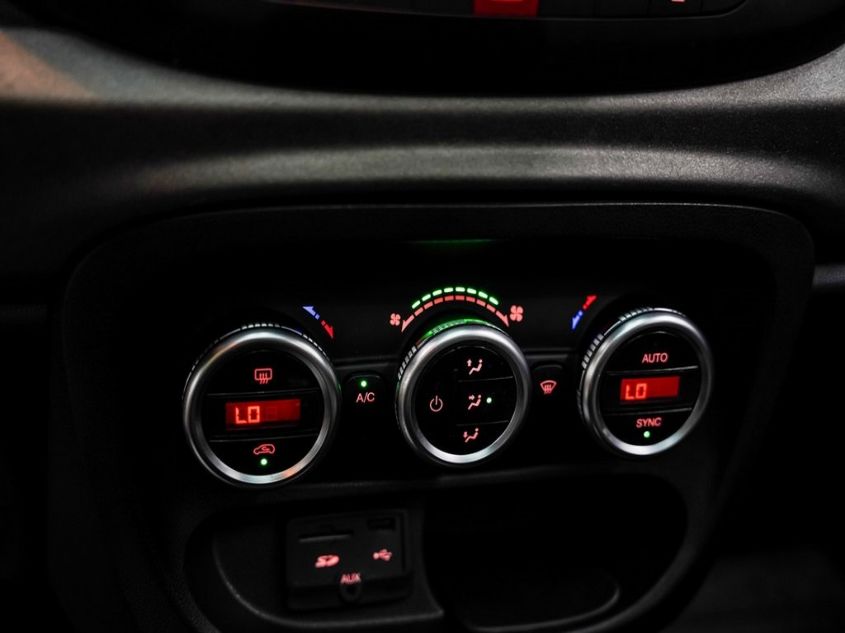 2014 FIAT 500L TREKKING ZFBCFADH0EZ009899