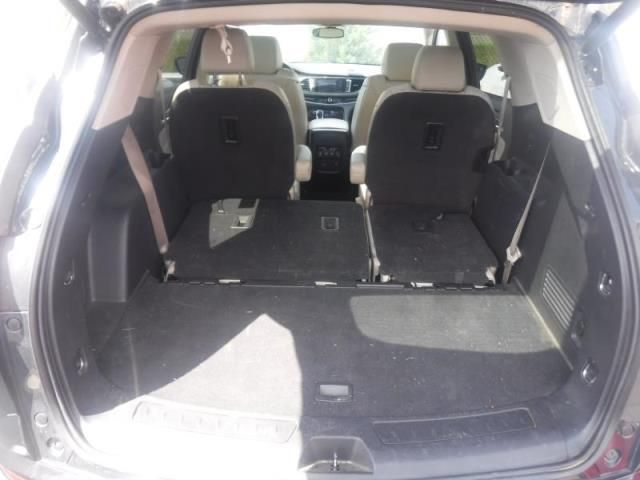 2021 BUICK ENCLAVE ESSENCE 5GAEVAKW6MJ155877
