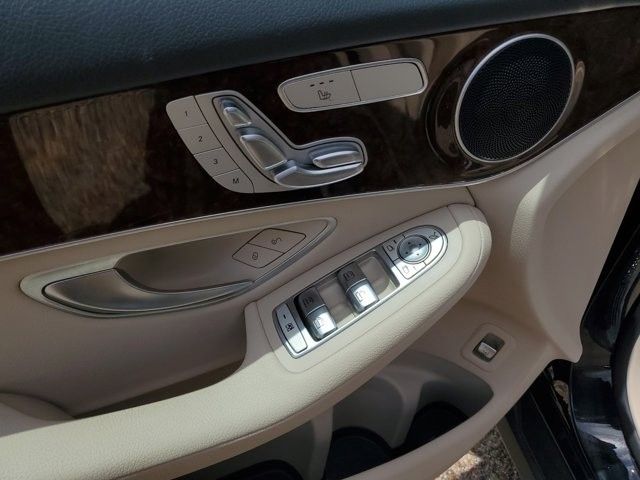 2019 MERCEDES-BENZ GLC GLC 300 WDC0G4JB2KV173294
