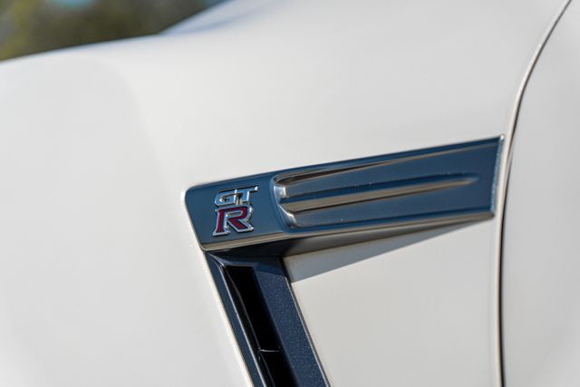 2014 NISSAN GT-R TRACK EDITION JN1AR5EG1EM110054