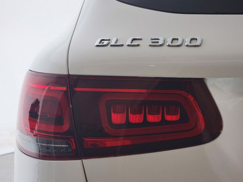 2021 MERCEDES-BENZ GLC GLC 300 W1N0G8EB8MV316865