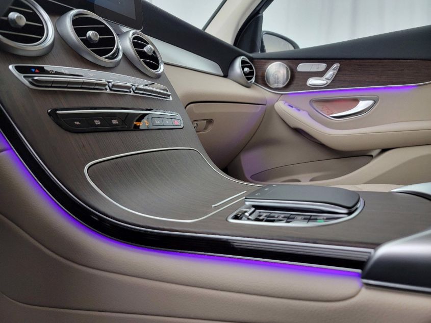 2021 MERCEDES-BENZ GLC GLC 300 W1N0G8EB8MV316865
