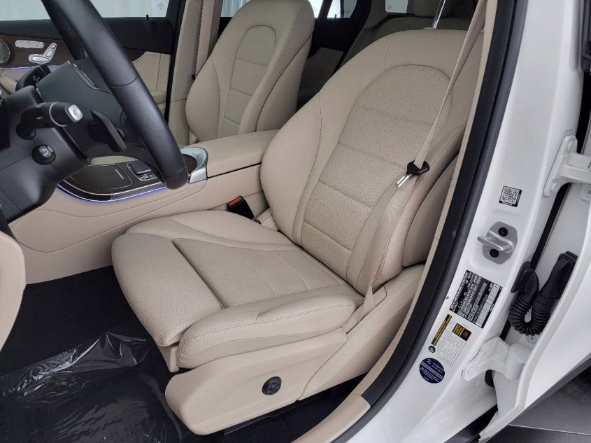 2021 MERCEDES-BENZ GLC GLC 300 W1N0G8EB0MV315564