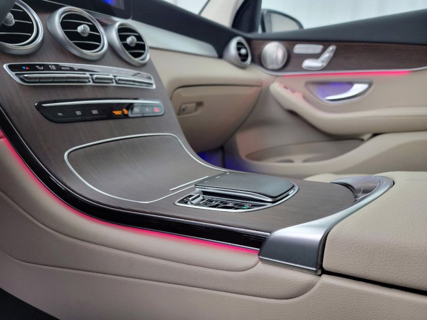2021 MERCEDES-BENZ GLC GLC 300 W1N0G8EB0MV315564