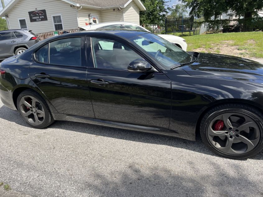 2017 ALFA ROMEO GIULIA ZARFAEDN0H7543545