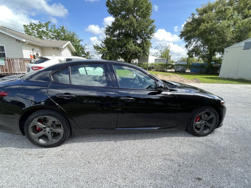 2017 ALFA ROMEO GIULIA ZARFAEDN0H7543545