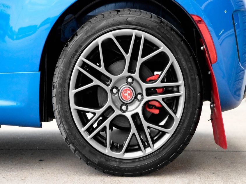 2018 FIAT 500 ABARTH 3C3CFFFH2JT472026
