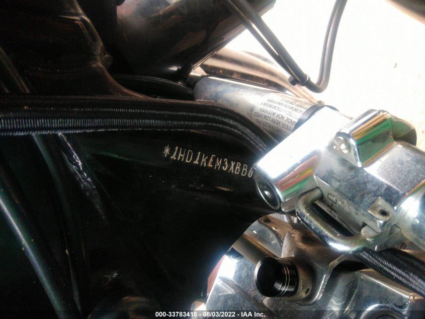 2011 HARLEY-DAVIDSON FLHTK 1HD1KEM3XBB676882