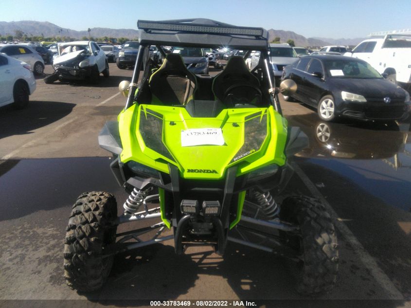 2019 HONDA SXS1000 S2R 1HFVE0542K4002501