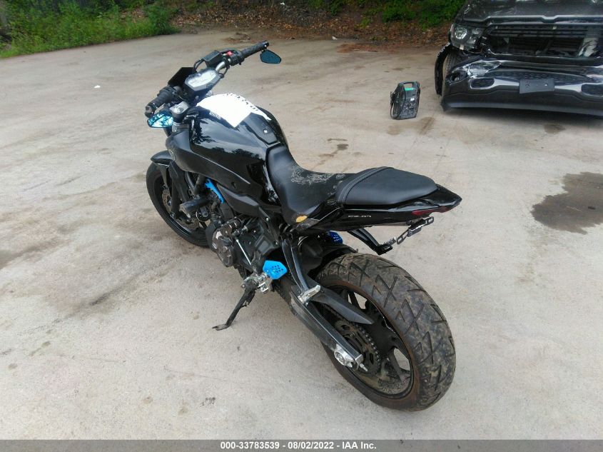 2016 YAMAHA FZ07 JYARM06E0GA006685