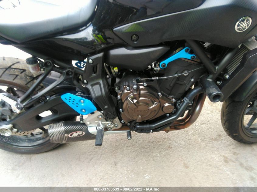 2016 YAMAHA FZ07 JYARM06E0GA006685