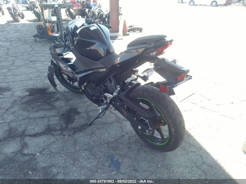 2022 KAWASAKI EX400 JKAEXKH18NDAG6251