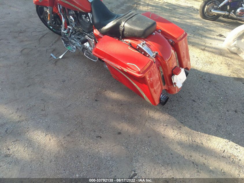 2010 HARLEY-DAVIDSON FLHXSE 1HD1PZ817AB957294
