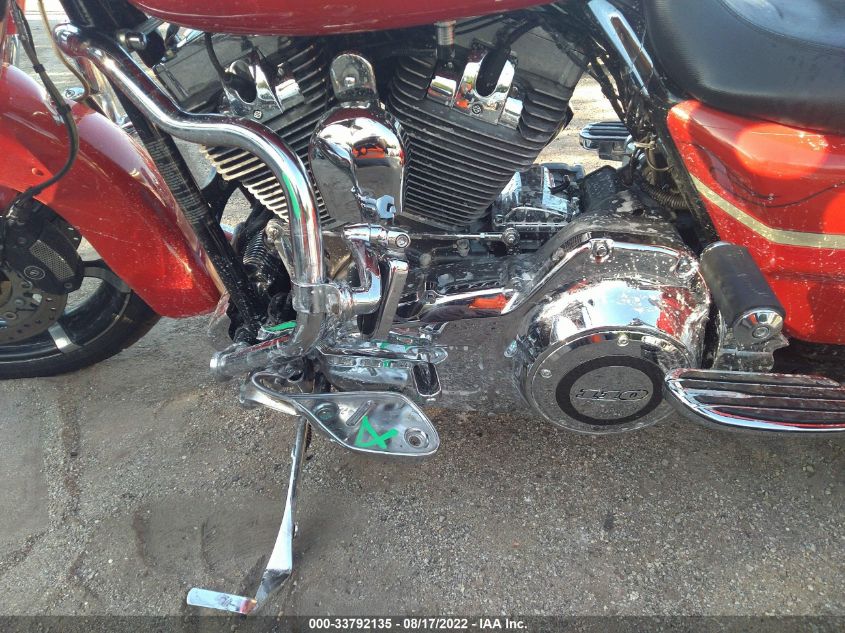2010 HARLEY-DAVIDSON FLHXSE 1HD1PZ817AB957294