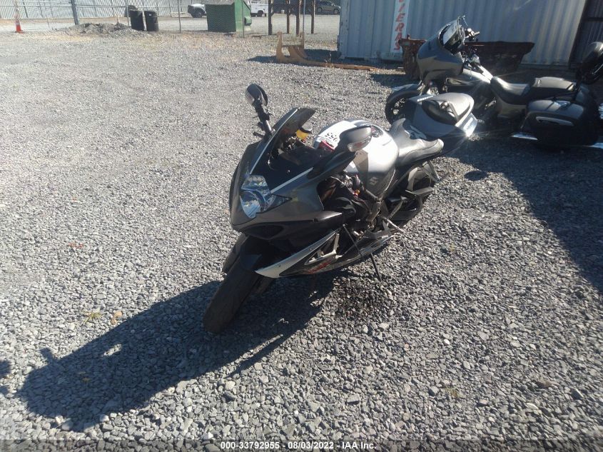 2005 SUZUKI GSX-R1000 JS1GT76A752100178