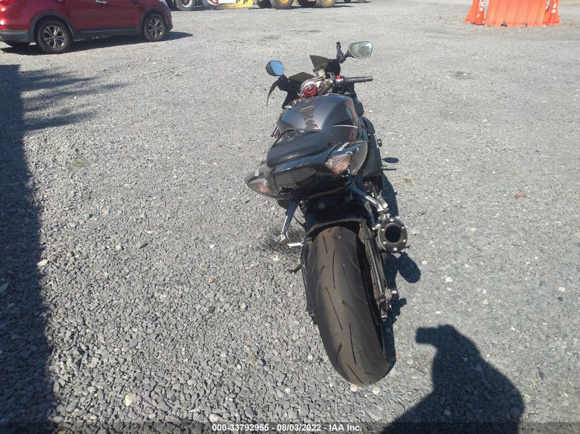 2005 SUZUKI GSX-R1000 JS1GT76A752100178